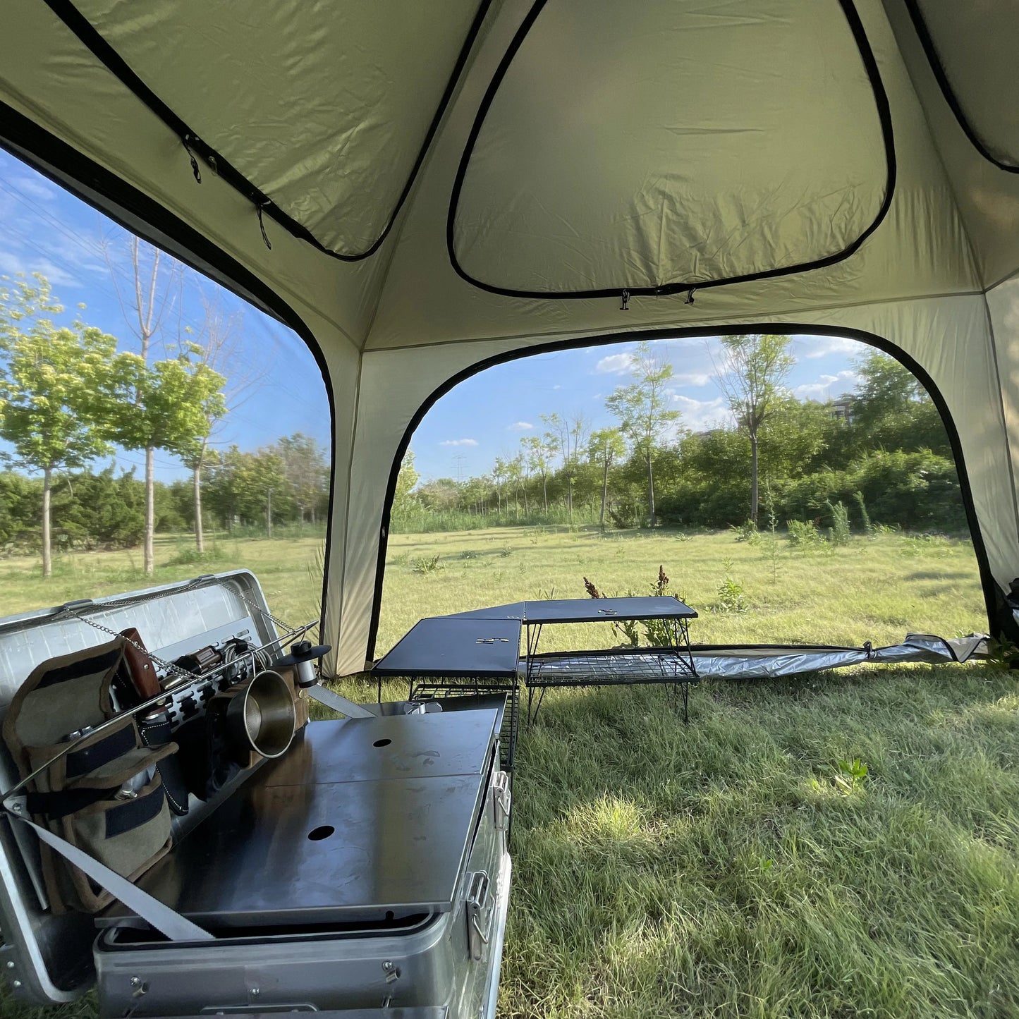 Luxury Dome Tent for Family, 6 Person Glamping Tent, Big Dome Temt with 4 Doors, Rainfly Included, Garden Tent