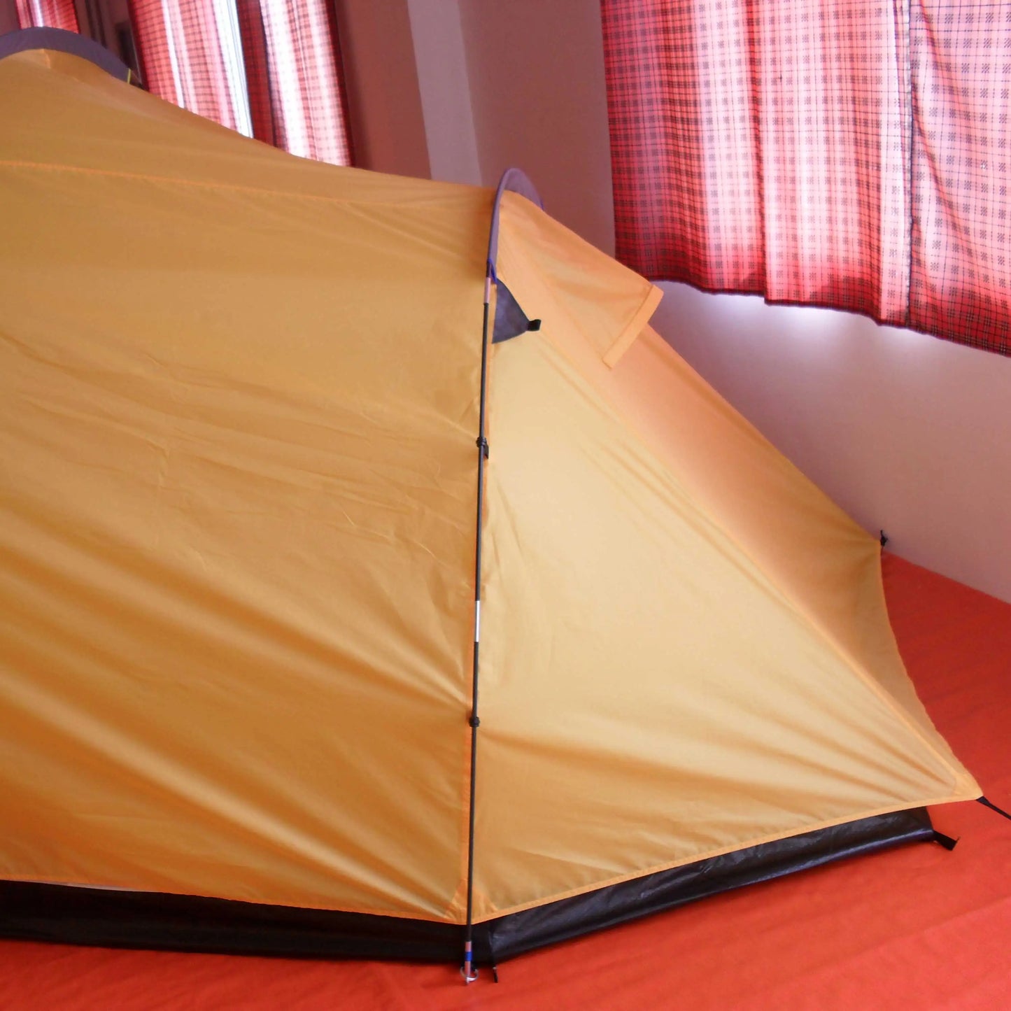 Wind Valley Camping Gear 4 Season Waterproof Custom Family Big Tents 8 10 12 Person 3 Room Large Luxury Outdoor Camping Tent